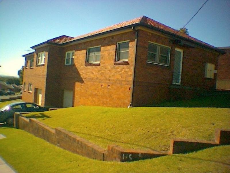 1/54 Loftus Street, Wollongong NSW 2500