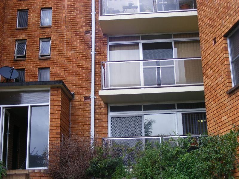 14/1 Powell Street, Mangerton NSW 2500