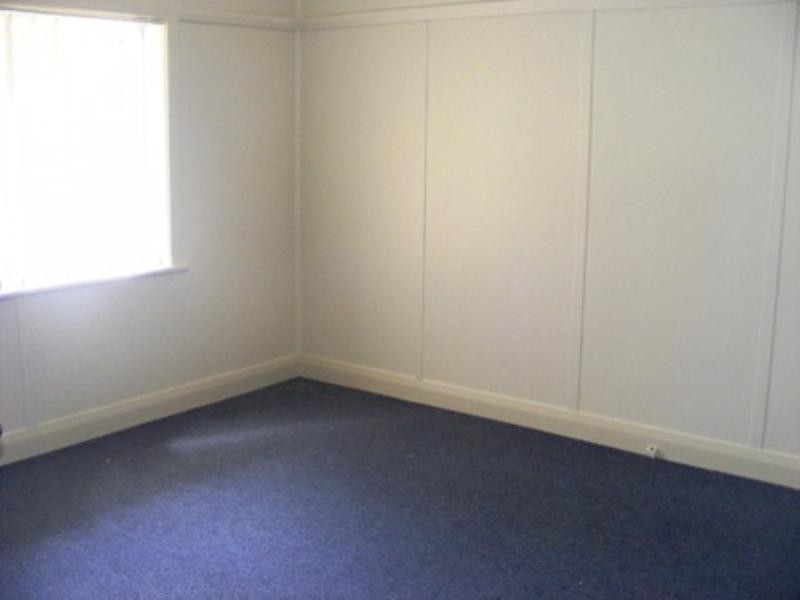 15 Heaslip Street, Coniston NSW 2500