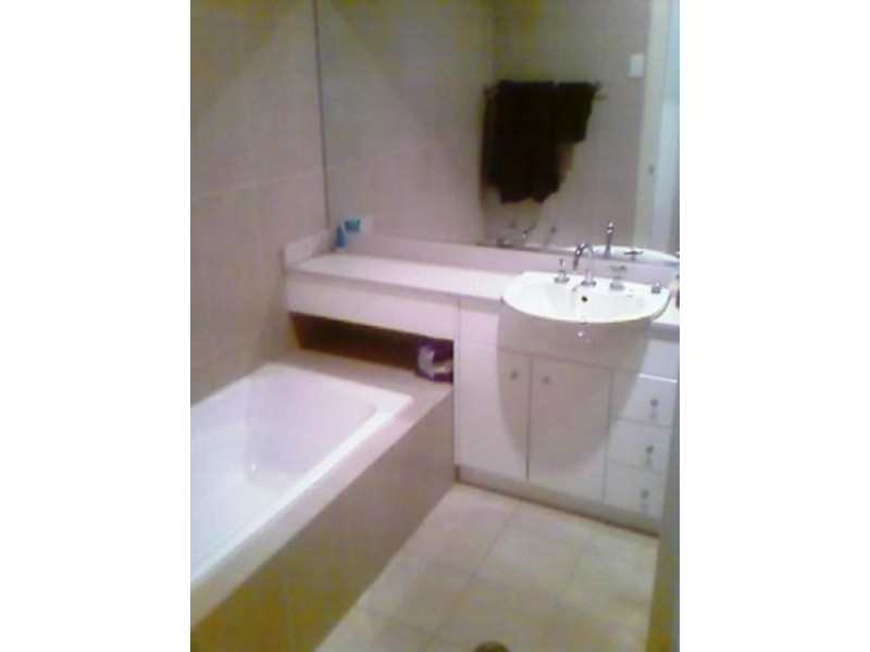 2/3 Pleasant Avenue, North Wollongong NSW 2500