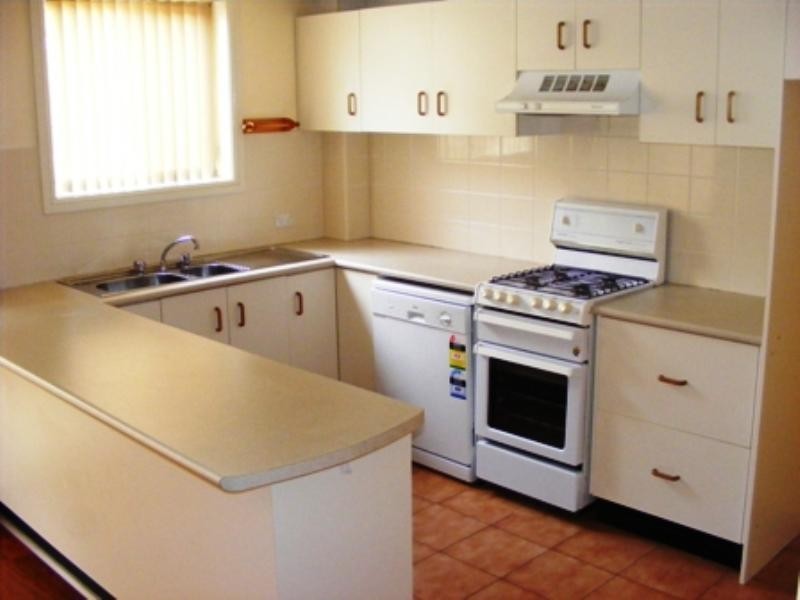 2/17 Hillcrest Street, Wollongong NSW 2500