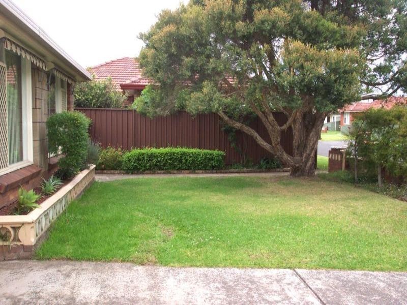 4/7 Ziems Avenue, Towradgi NSW 2518