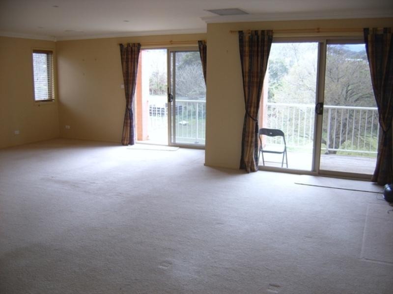 21 Lily Pilly Circuit, Woonona NSW 2517