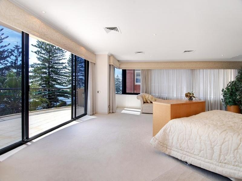 38 Cliff Road, North Wollongong NSW 2500