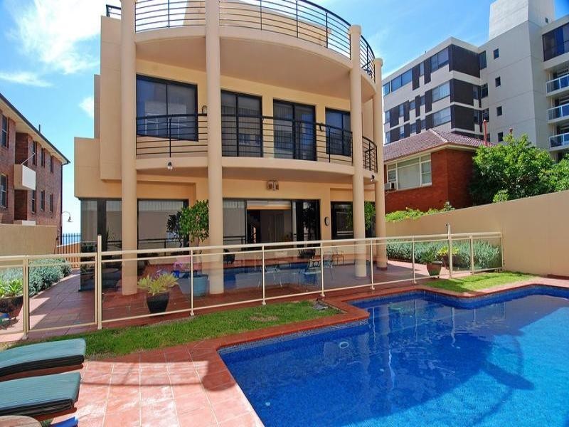 38 Cliff Road, North Wollongong NSW 2500