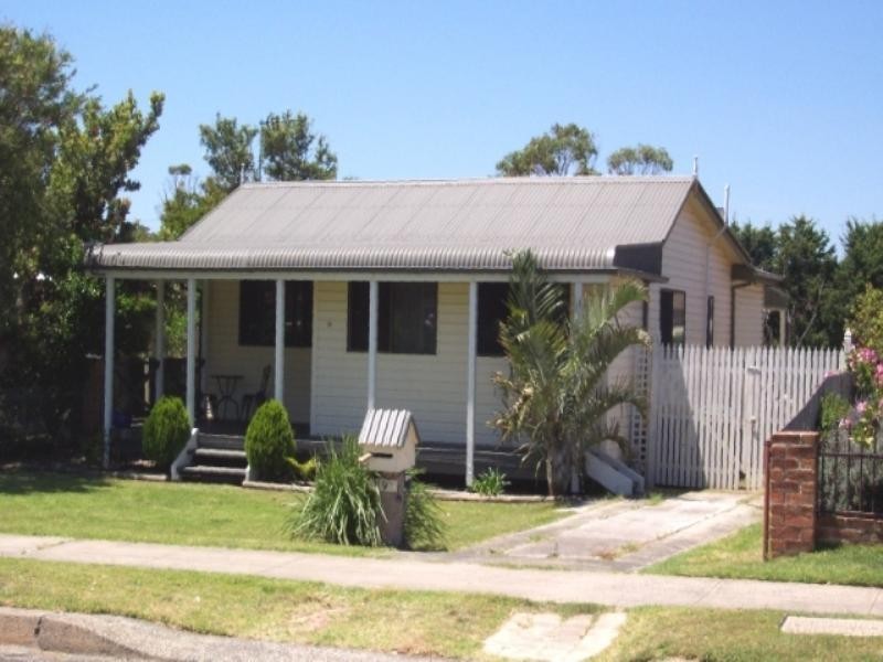 19 Illowra Crescent, Primbee NSW 2502