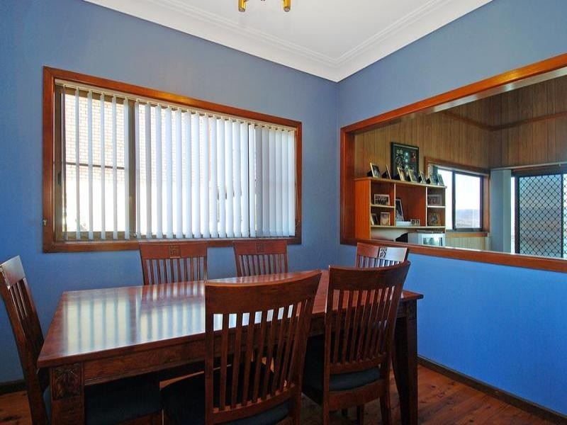 19 Kingsley Drive, Lake Heights NSW 2502