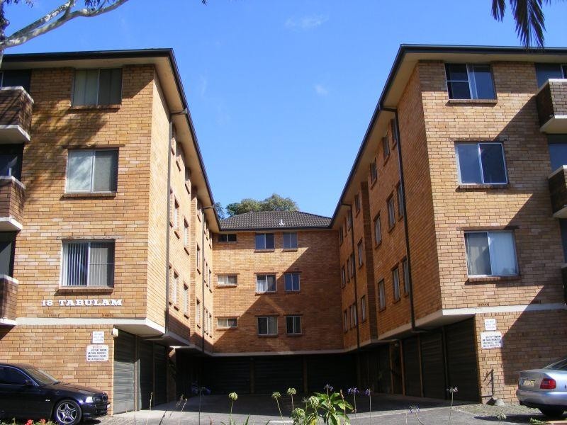 9/18 Robinson Street, Wollongong NSW 2500