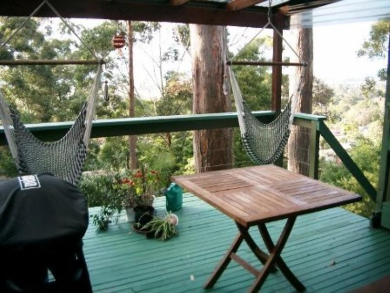 30 Armagh Parade, Thirroul NSW 2515