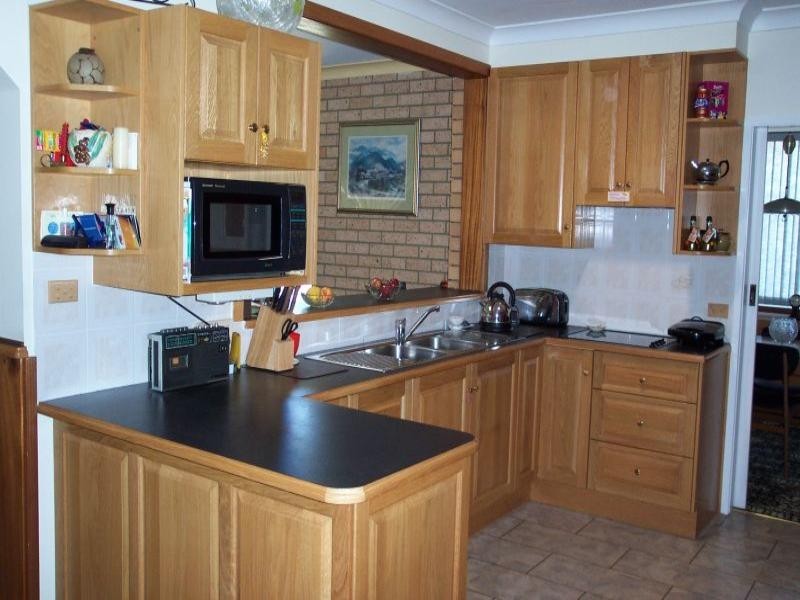 13 Jalna Avenue, Figtree NSW 2525