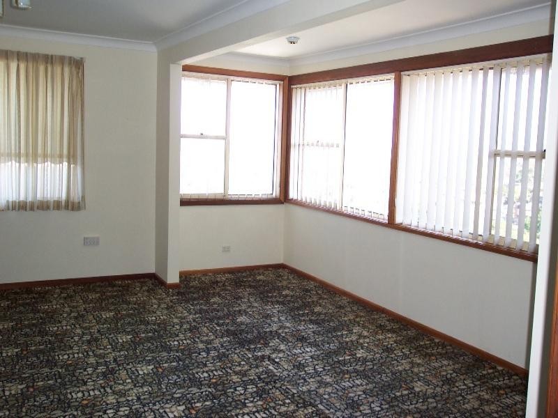 13 Jalna Avenue, Figtree NSW 2525