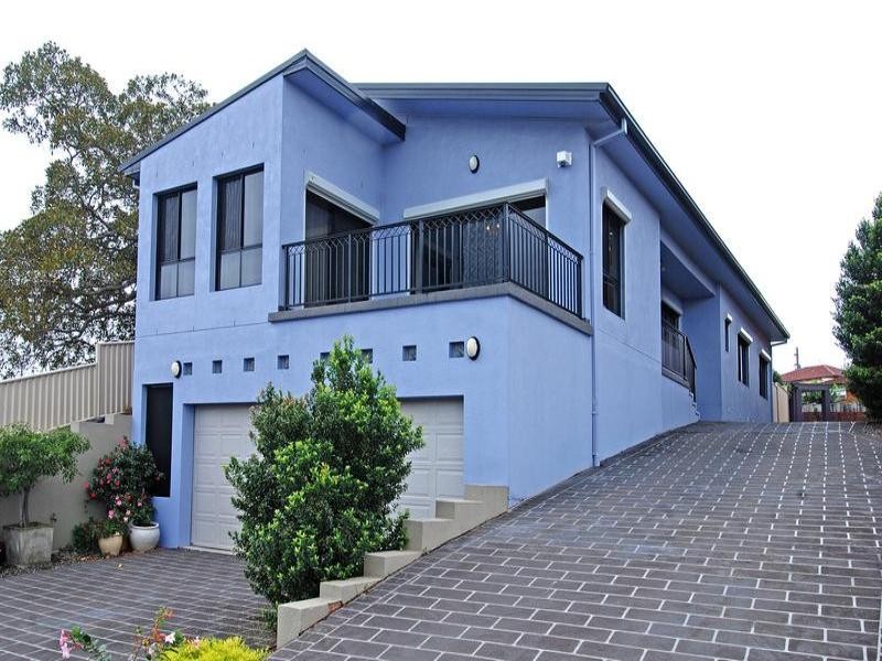 49a Whimbrel Avenue, Lake Heights NSW 2502