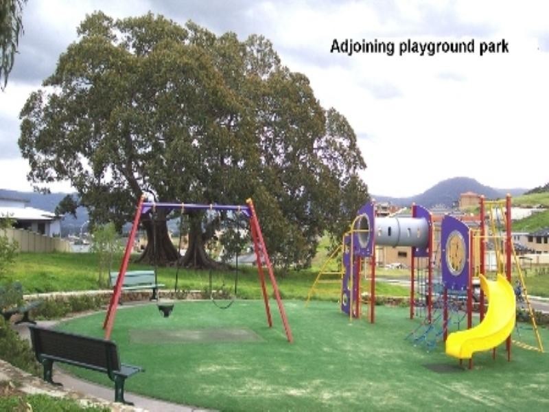 49a Whimbrel Avenue, Lake Heights NSW 2502