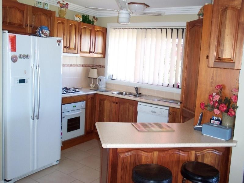 49a Whimbrel Avenue, Lake Heights NSW 2502