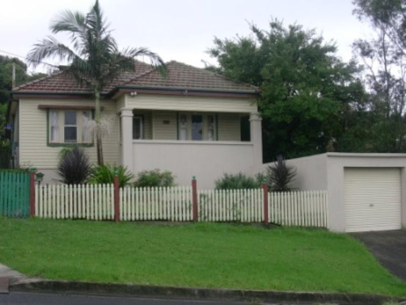 12 William Street, Figtree NSW 2525