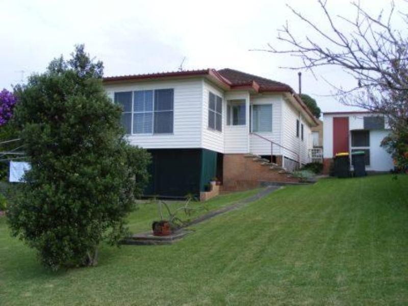 14 Bellevue Road, Figtree NSW 2525