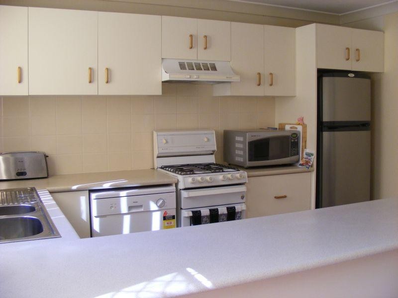 2/17 Hillcrest Street, Wollongong NSW 2500