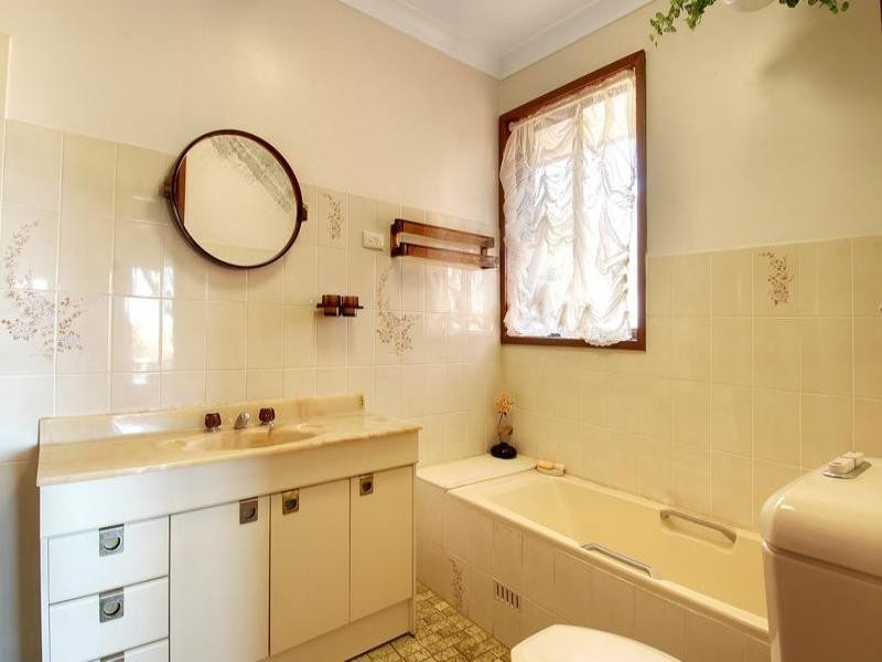 50 Morandoo Avenue, Mount Keira NSW 2500