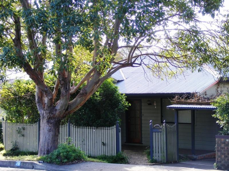78 Woodlawn Avenue, Mangerton NSW 2500