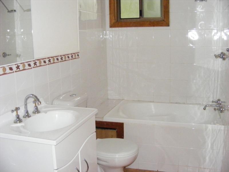 78 Woodlawn Avenue, Mangerton NSW 2500