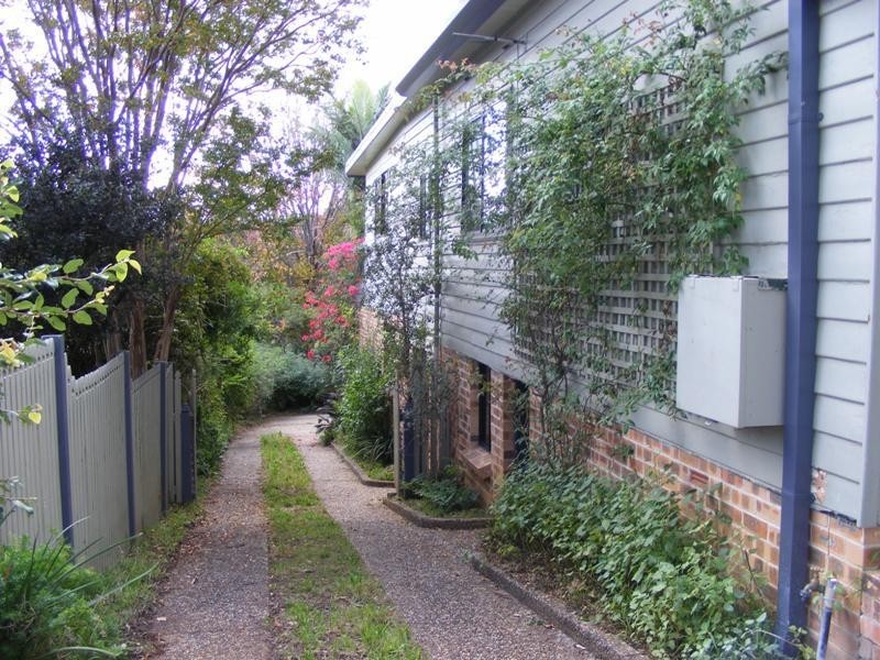 78 Woodlawn Avenue, Mangerton NSW 2500