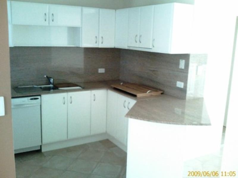 2/49 The Esplanade, Thirroul NSW 2515