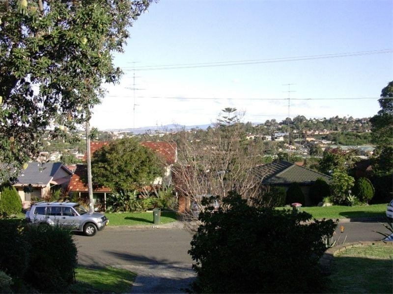 84 Beatus Street, Unanderra NSW 2526