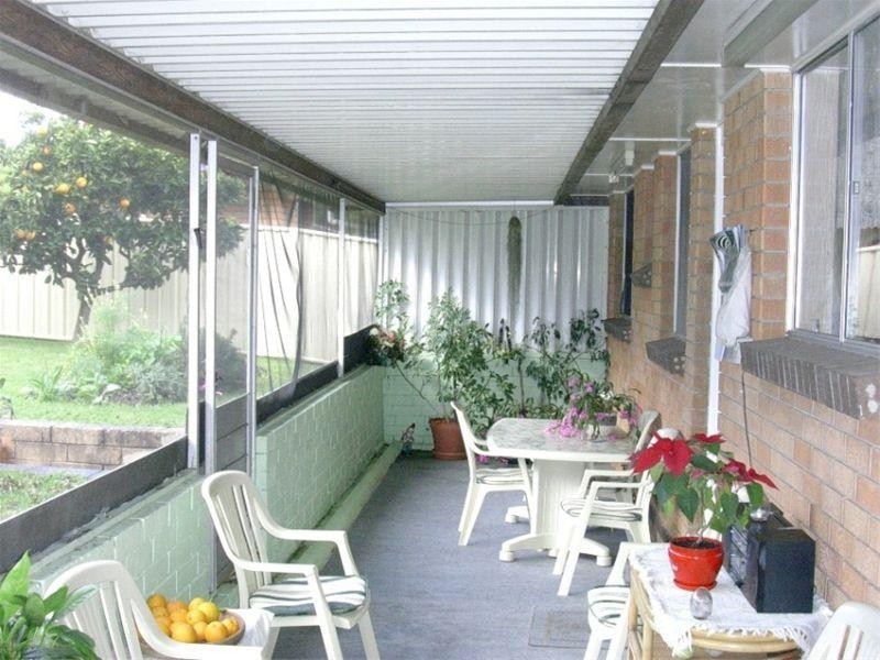 84 Beatus Street, Unanderra NSW 2526