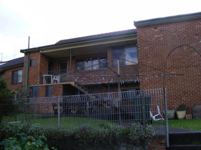 27 Fairfax Road, Warrawong NSW 2502