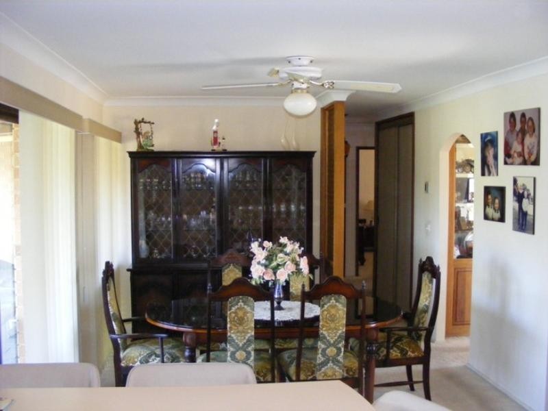 176 Jacaranda Avenue, Figtree NSW 2525