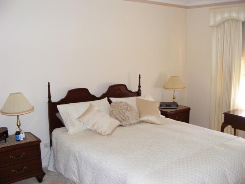 176 Jacaranda Avenue, Figtree NSW 2525