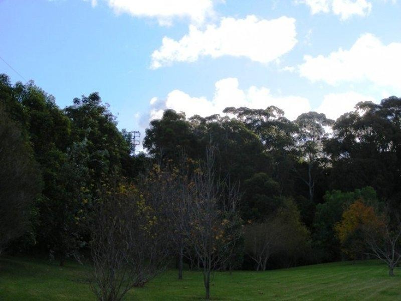 107A Derribong Drive, Cordeaux Heights NSW 2526