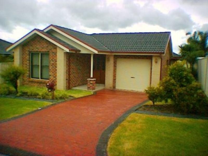 2/3 Barham Place, Horsley NSW 2530
