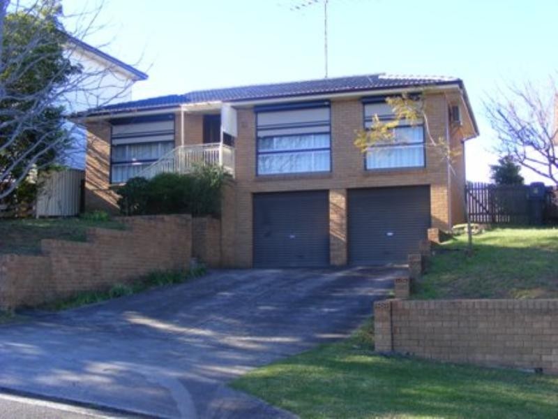 11 Adams Avenue, Unanderra NSW 2526