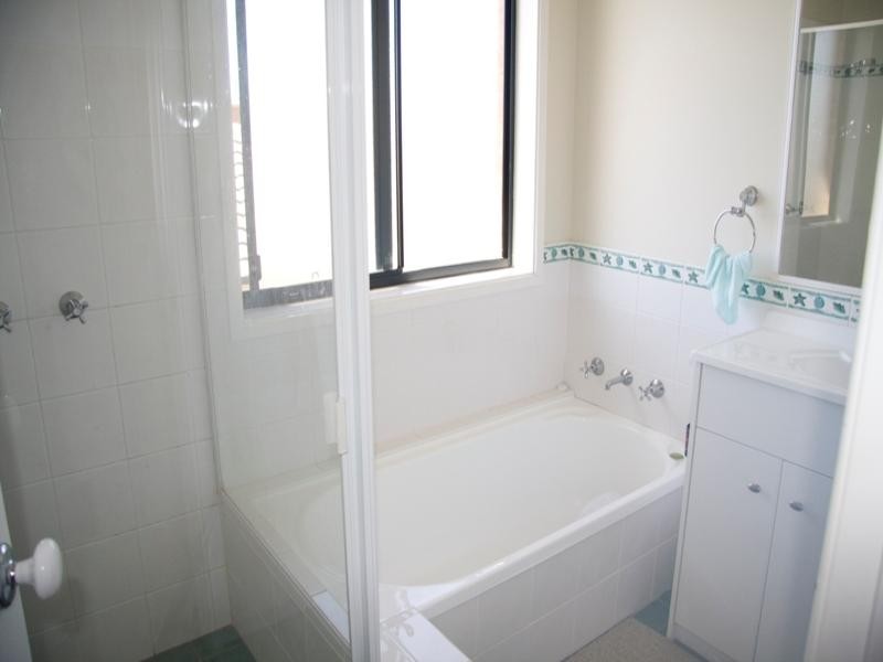 5 Silkwood Road, Woonona NSW 2517