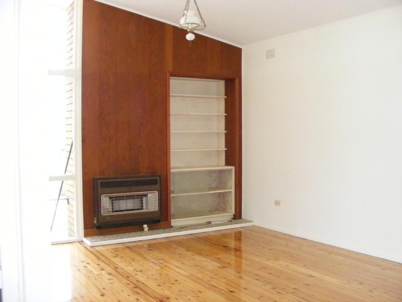 2 Eirene Avenue, Mangerton NSW 2500