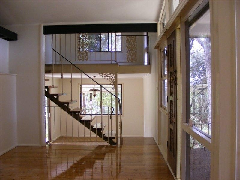 2 Eirene Avenue, Mangerton NSW 2500