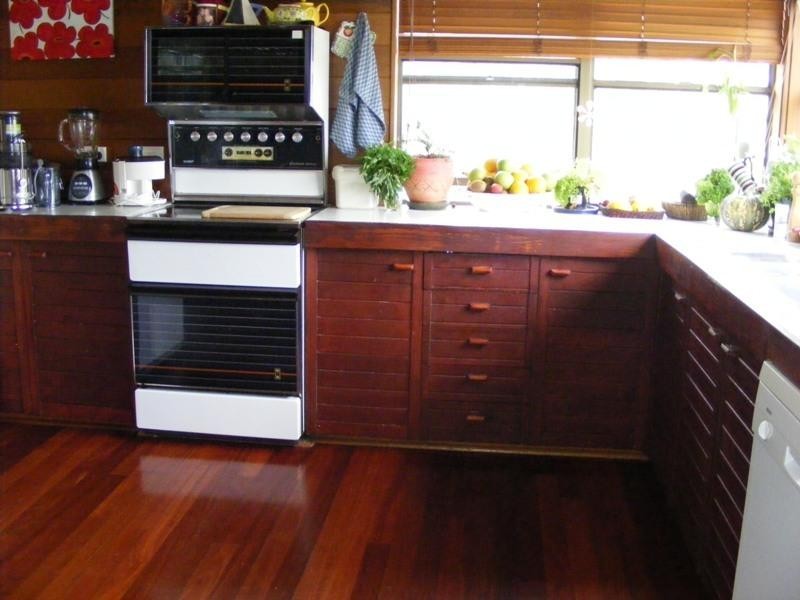 14 Ambleside Avenue, Mount Keira NSW 2500