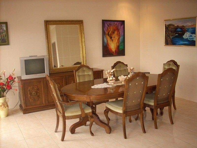 115 Shearwater Drive, Lake Heights NSW 2502