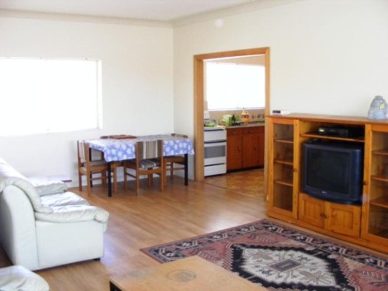 4/20 Rowland Avenue, Wollongong NSW 2500