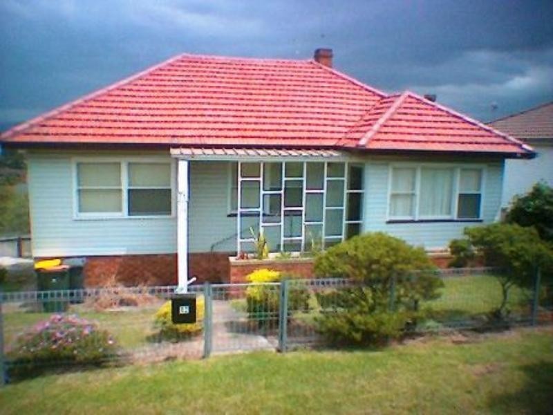 12 Parker Street, Port Kembla NSW 2505