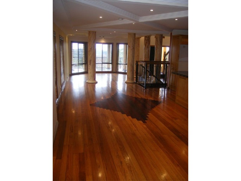 6 Arter Avenue, Figtree NSW 2525