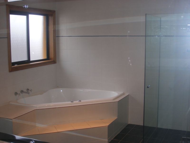 6 Arter Avenue, Figtree NSW 2525