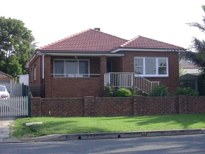 43 Merrett Avenue, Cringila NSW 2502