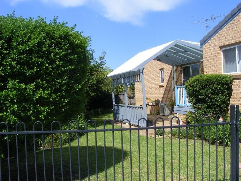 1 Sanderson Road, Kanahooka NSW 2530