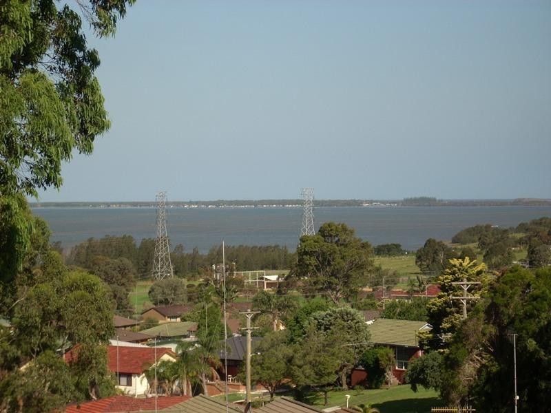26 Weemala Crescent, Koonawarra NSW 2530