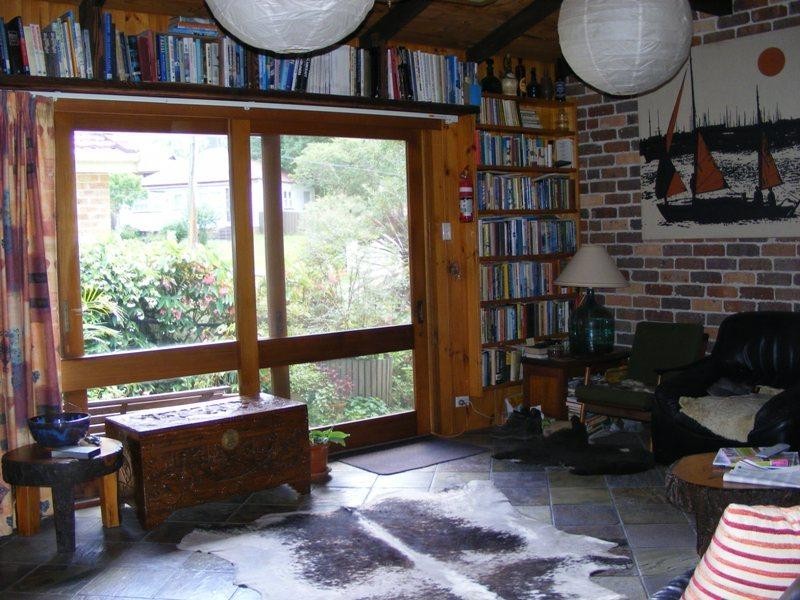 9 Keira Street, Mount Keira NSW 2500