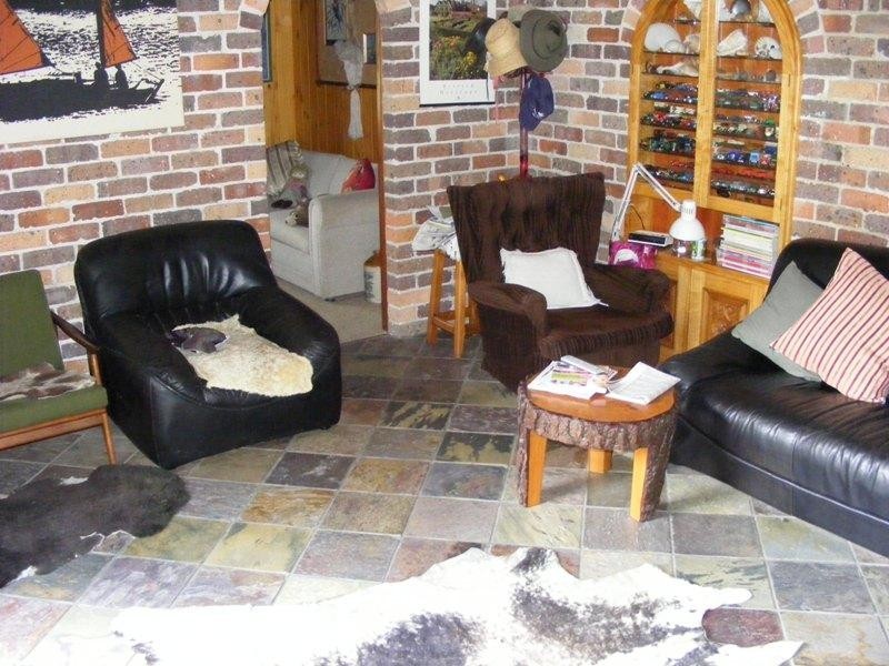 9 Keira Street, Mount Keira NSW 2500