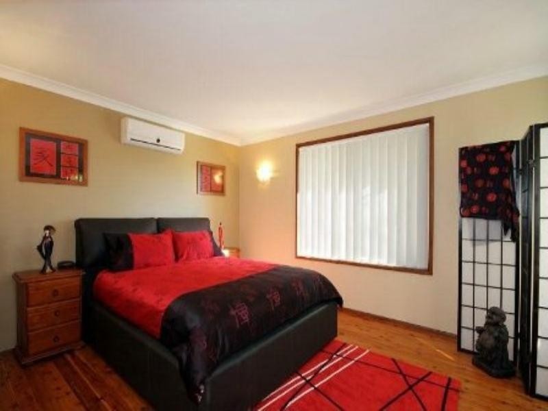 17 Highlands Parade, Bulli NSW 2516