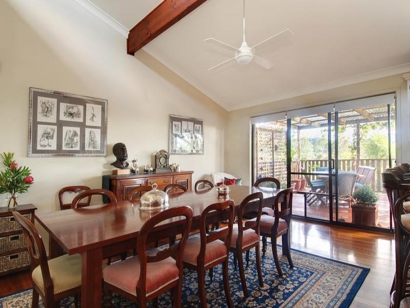 29 Plumwood Crescent, Cordeaux Heights NSW 2526